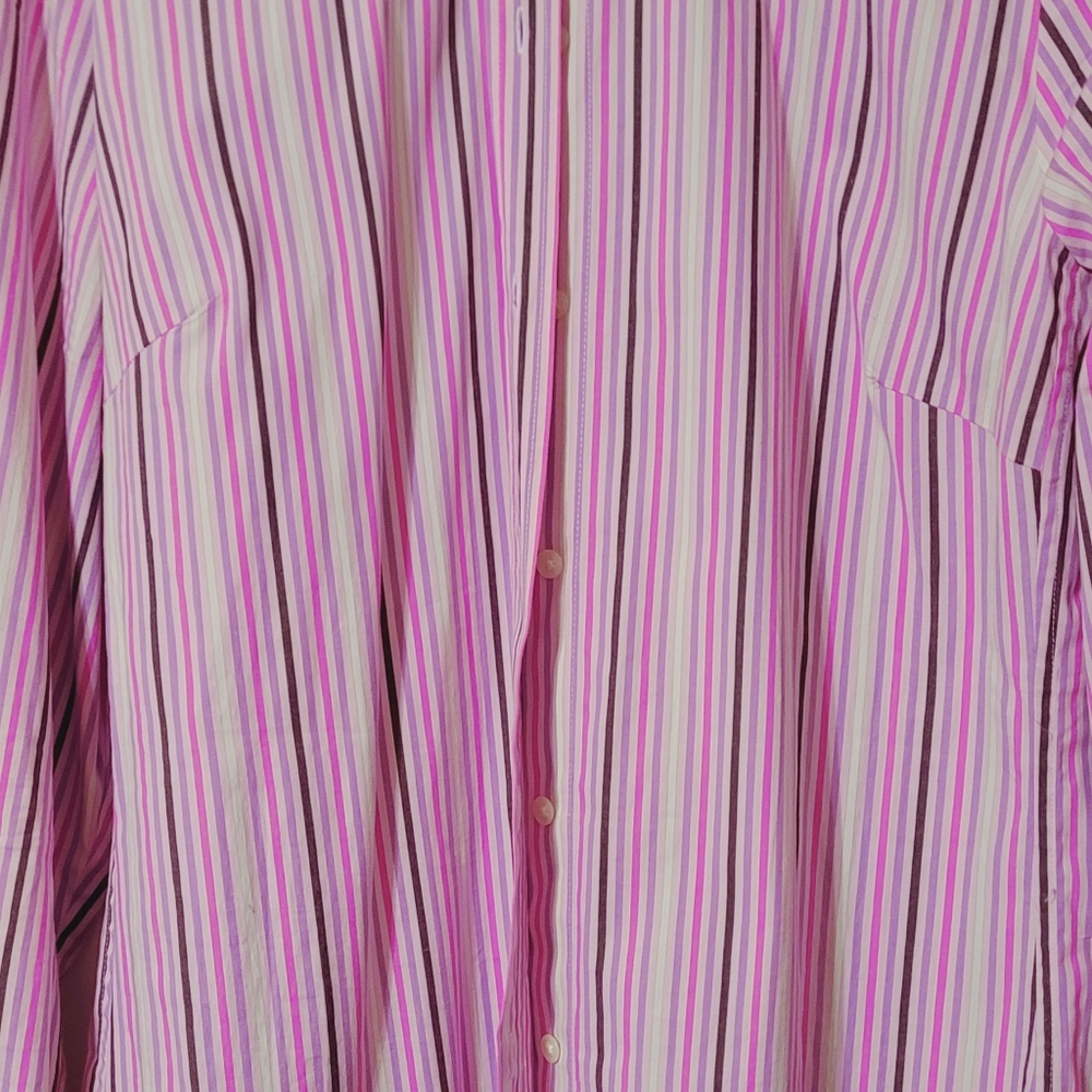 Womens GAP shirt